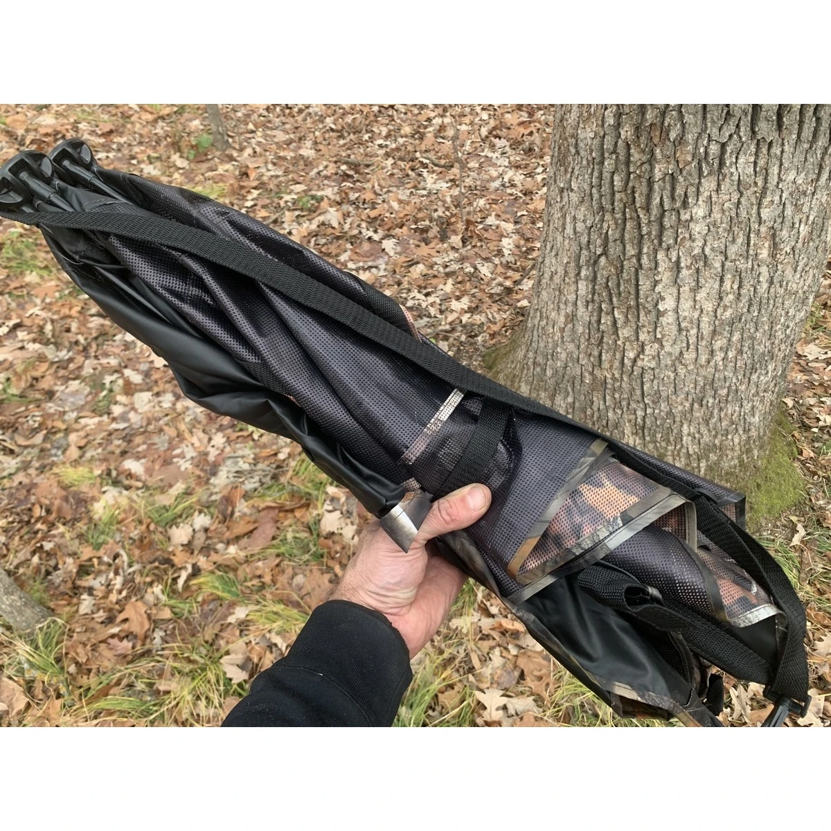 Naturescape 2 Sided See Through Camo Hub Blind, NEHB-2ST 6 Naturescape 2 Sided See Through Camo Hub Blind, NEHB-2ST - Image 4